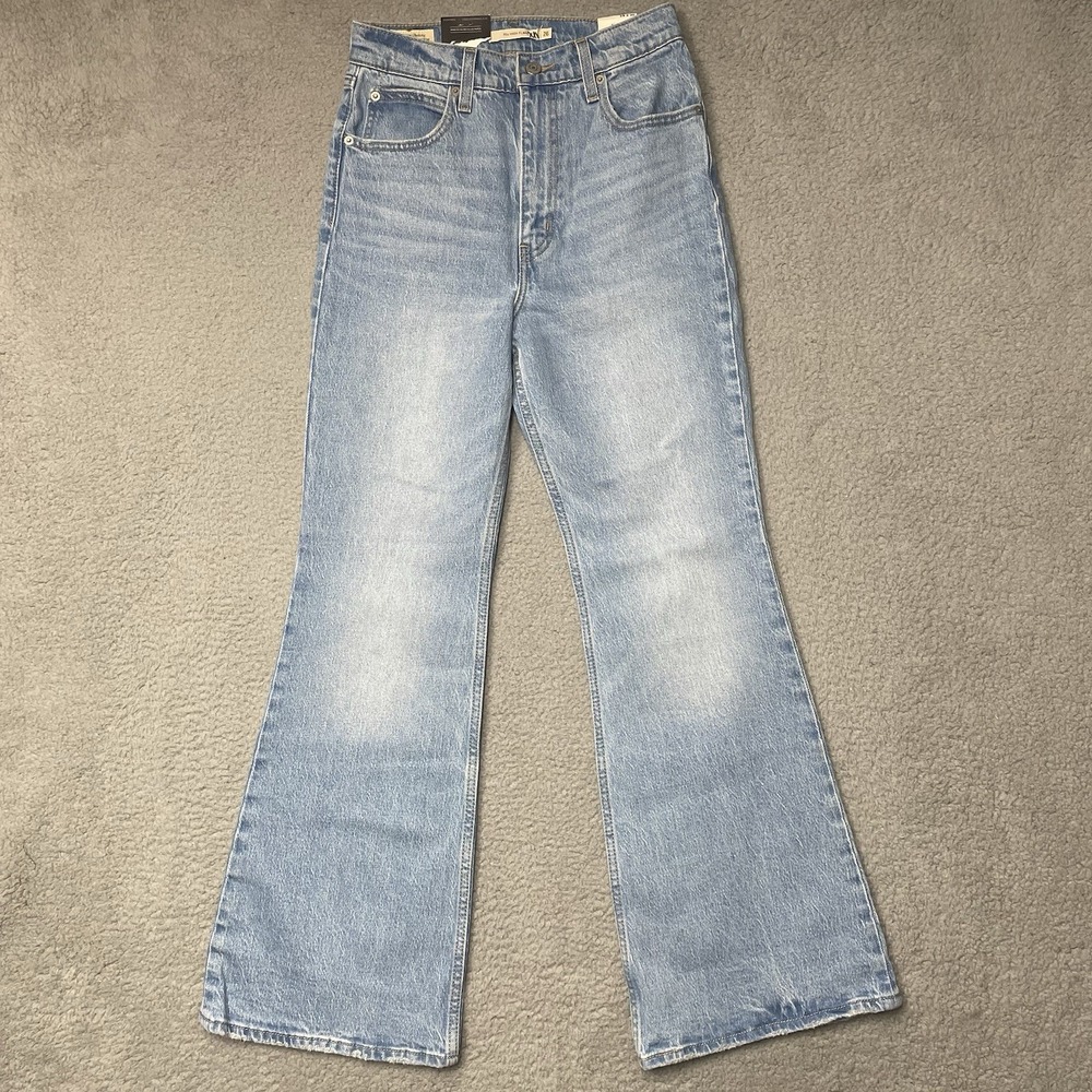 Levi's Premium Women's 70s High Flare Jeans 26x30 light wash blue Pocket big E